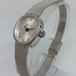 VINTAGE 1950s Benrus 5191 Women's 17 x 20mm Manual Wind 17 Jewel Cocktail Watch